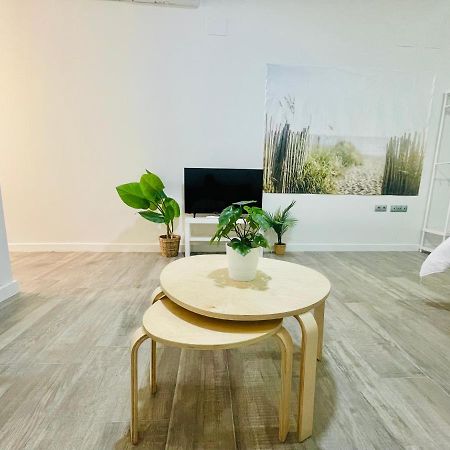 Acogedor Y Bien Situado P6 Appartement Málaga Buitenkant foto