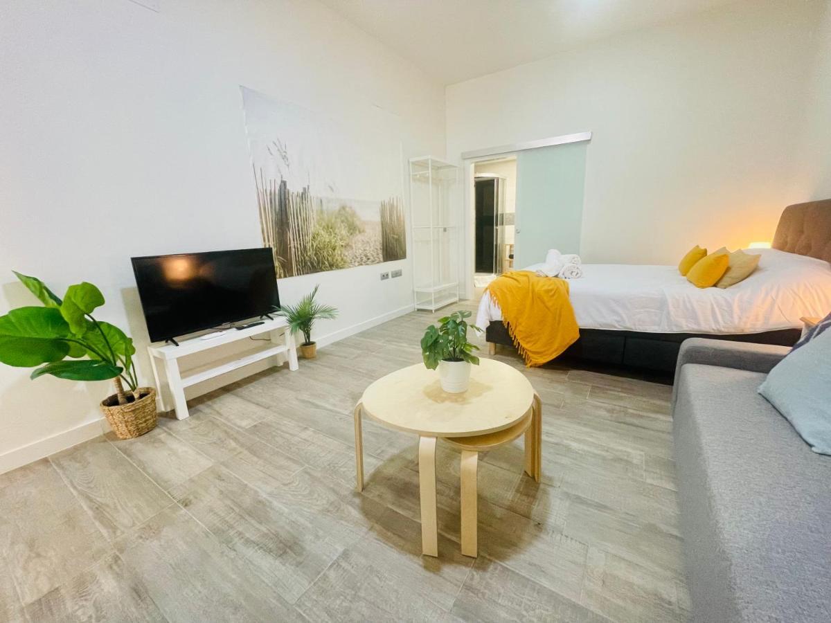 Acogedor Y Bien Situado P6 Appartement Málaga Buitenkant foto